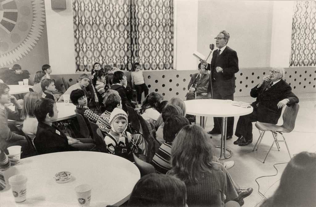 RATKO ZVRKO – PJESNIK DJETINJSTVA